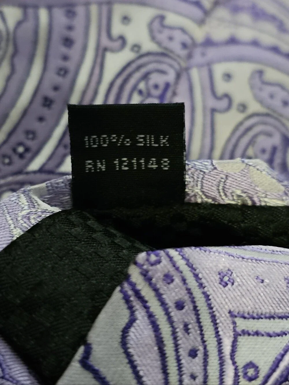 Sean John Tall Purple & White Paisley 100% Silk Men's Tie NWT